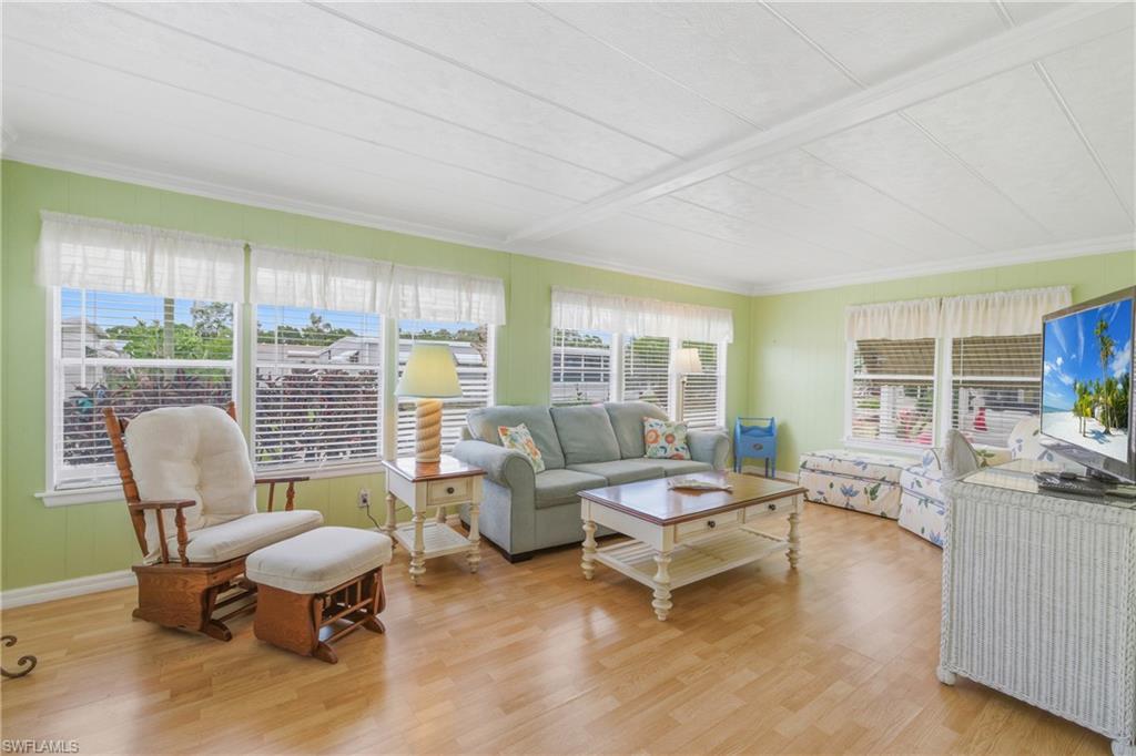 FOREST PARK MOBILE HOME - Residential