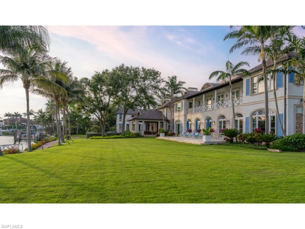 4296 Cutlass LN