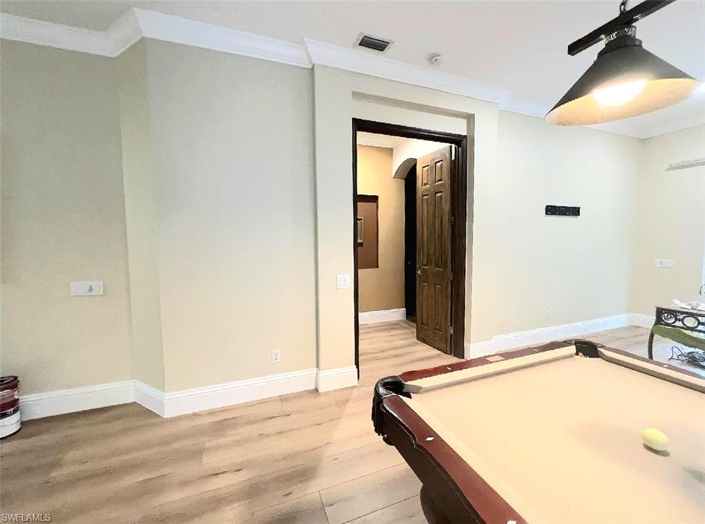 SHOREHAM - Residential