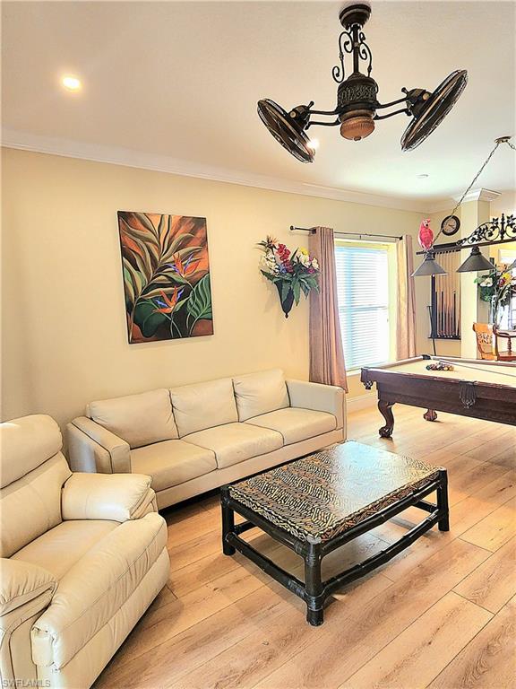 SHOREHAM - Residential