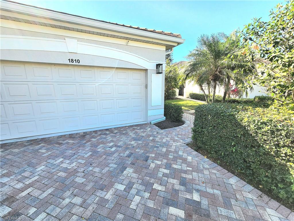 SHOREHAM - Residential