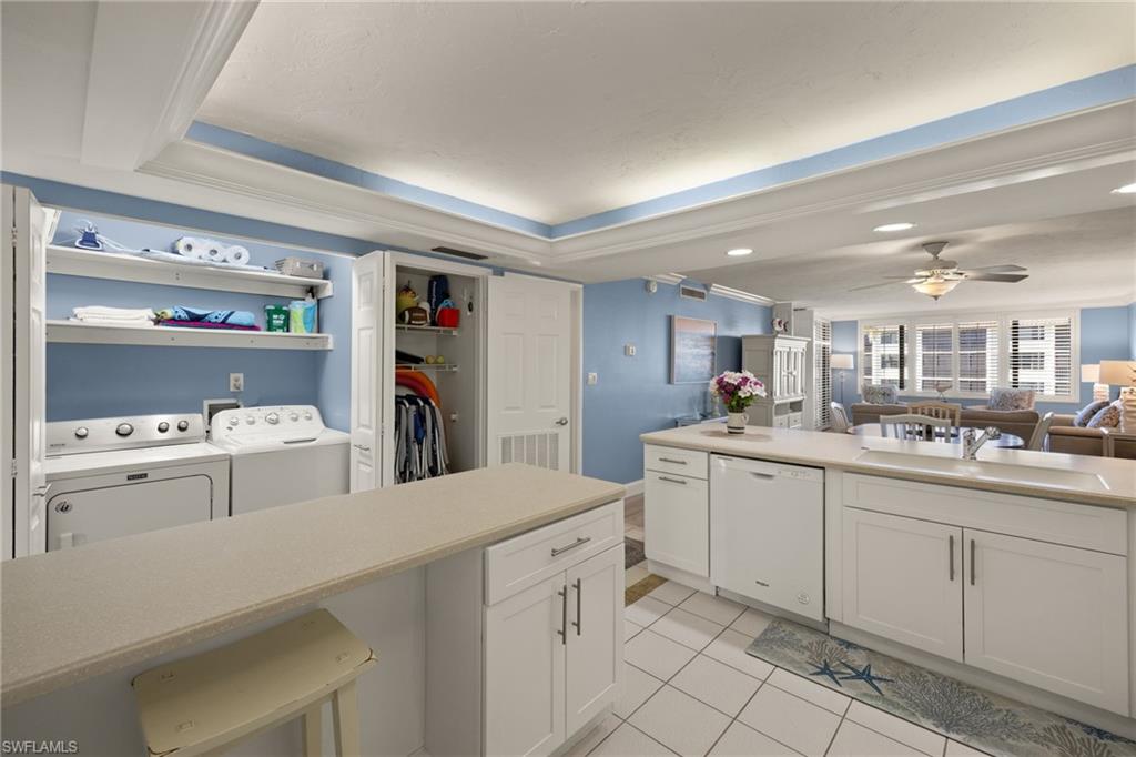 LOGGERHEAD CAY CONDO - Residential