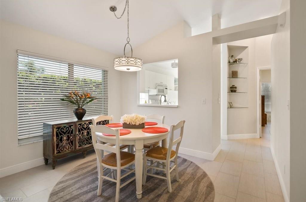 BOUGAINVILLAS - Residential