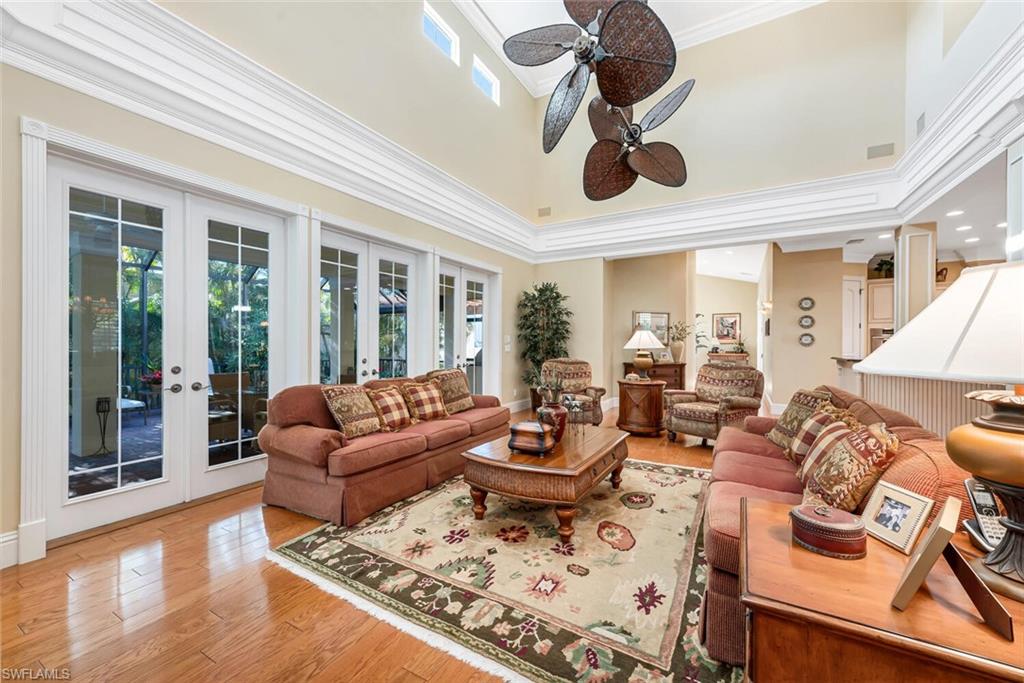 OLDE NAPLES - Residential