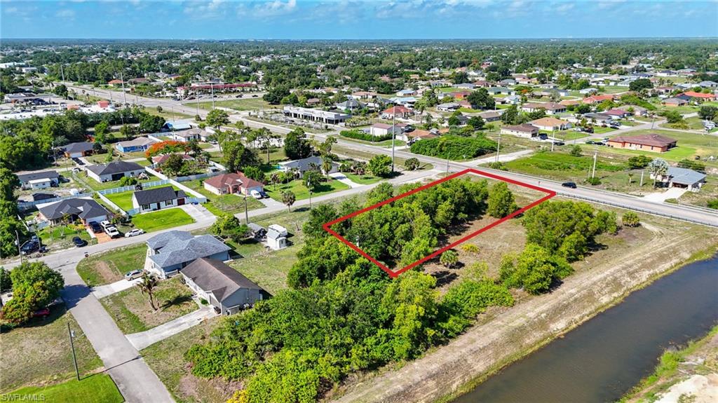LEHIGH ACRES - Land