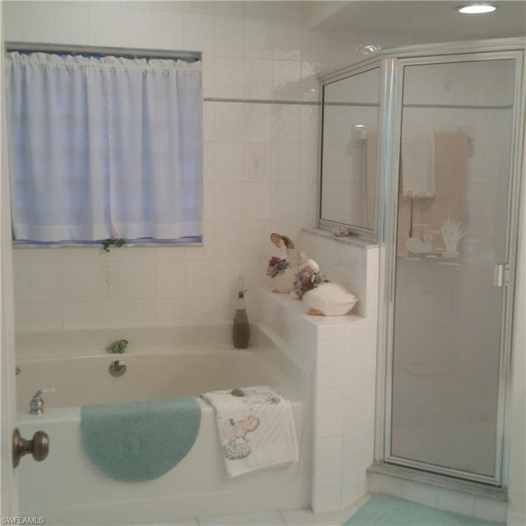 CHARLOTTE SHORES - Residential