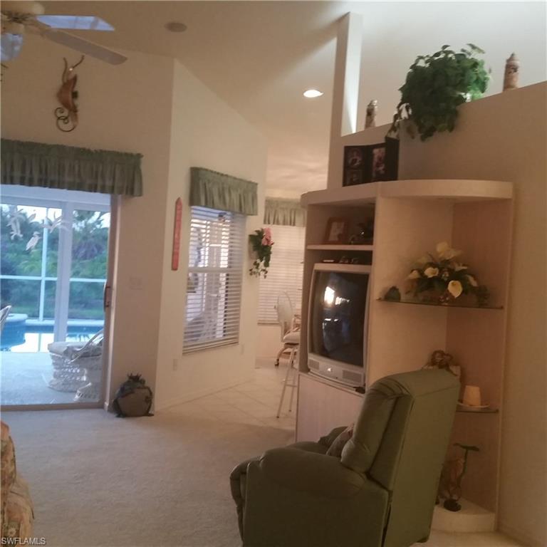 CHARLOTTE SHORES - Residential