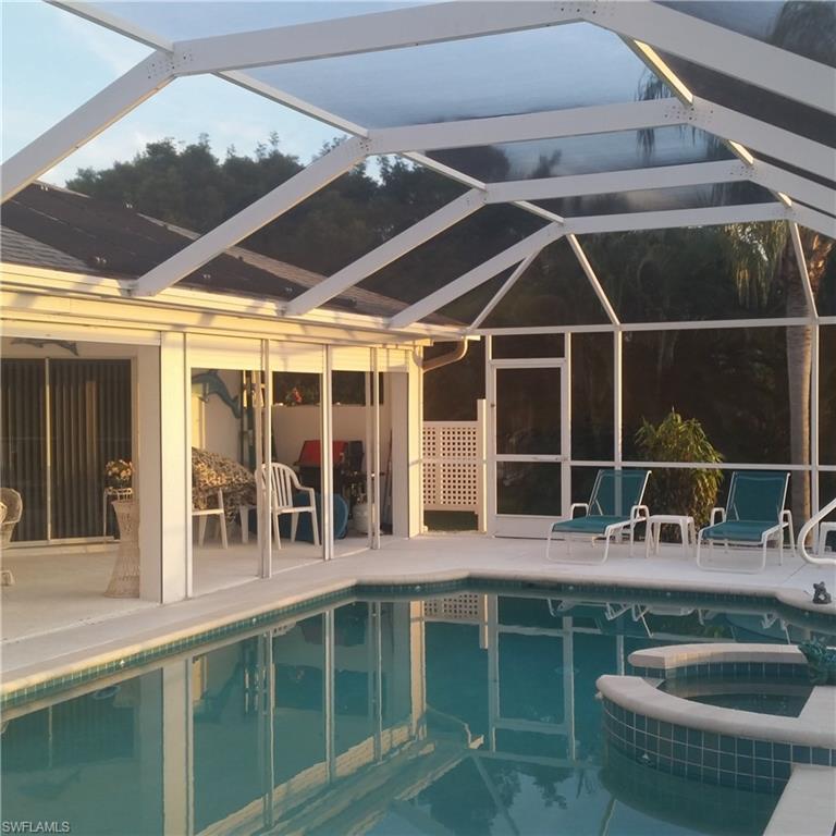 CHARLOTTE SHORES - Residential