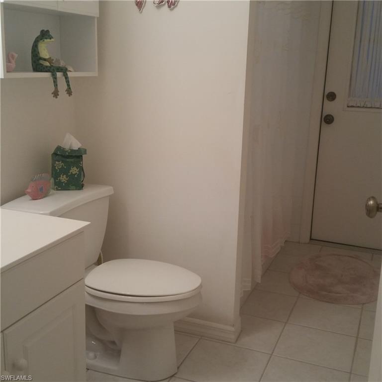 CHARLOTTE SHORES - Residential