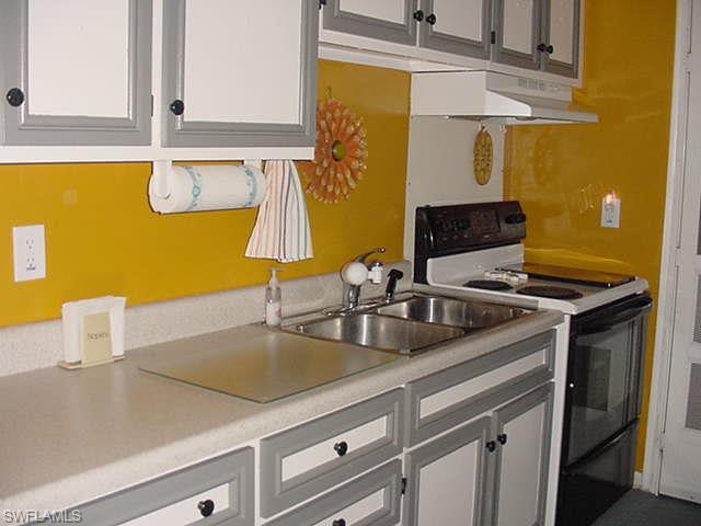 PINEWOOD CONDOMINIUM - Residential