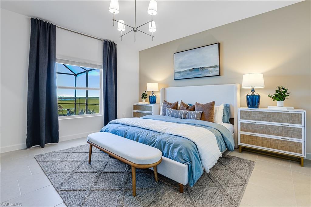 HAMPTON LAKES - Residential