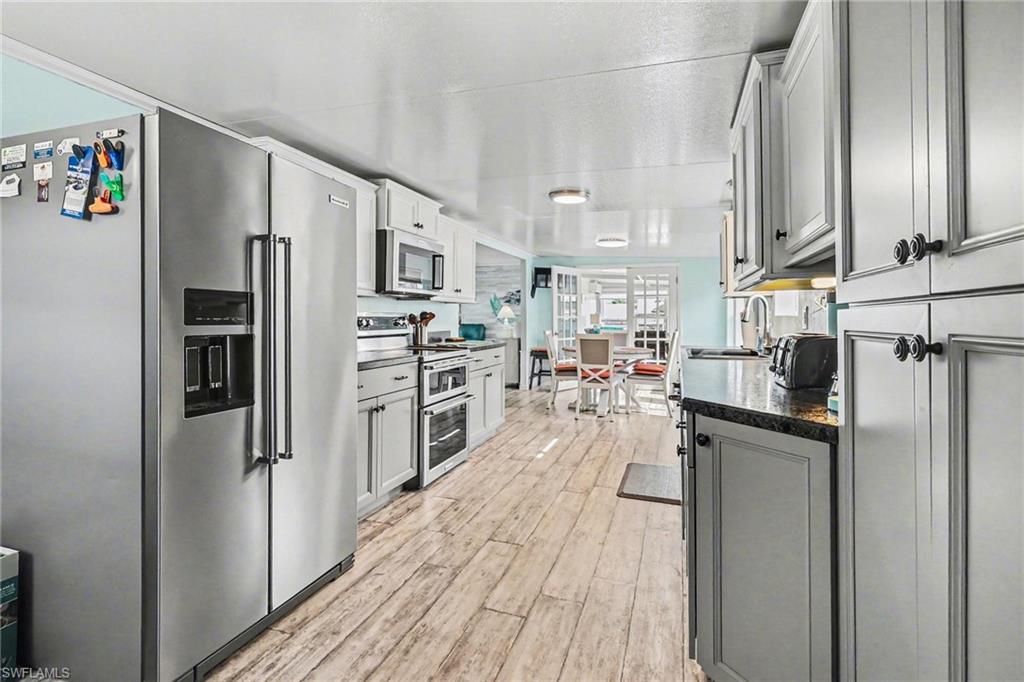 ORANGE HARBOR MOBILE HOME PARK - Residential