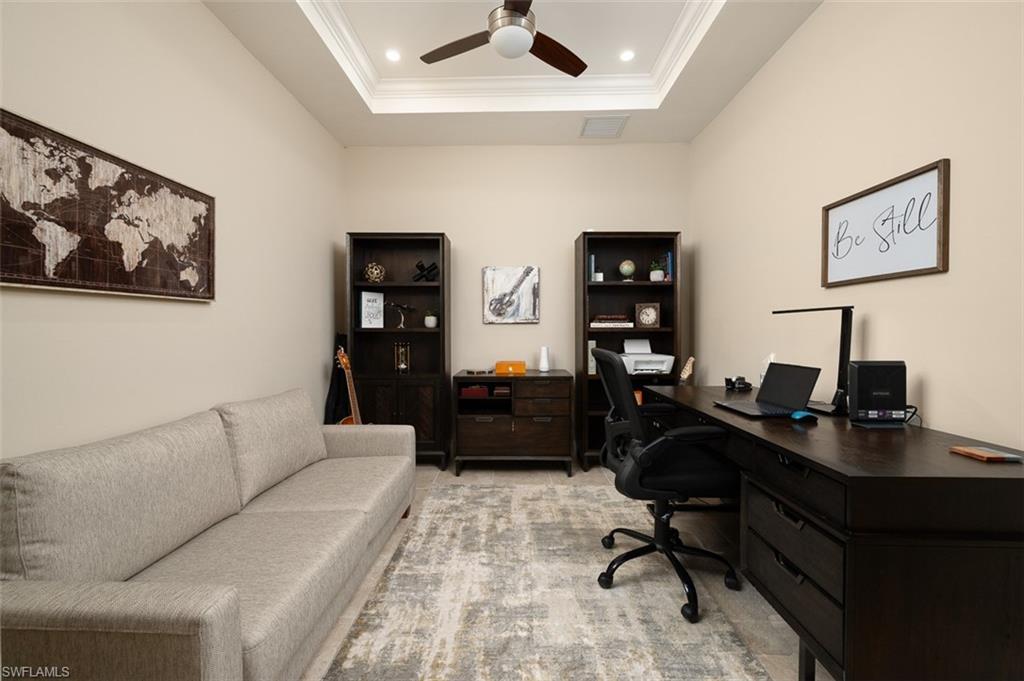 LUCAYA - Residential