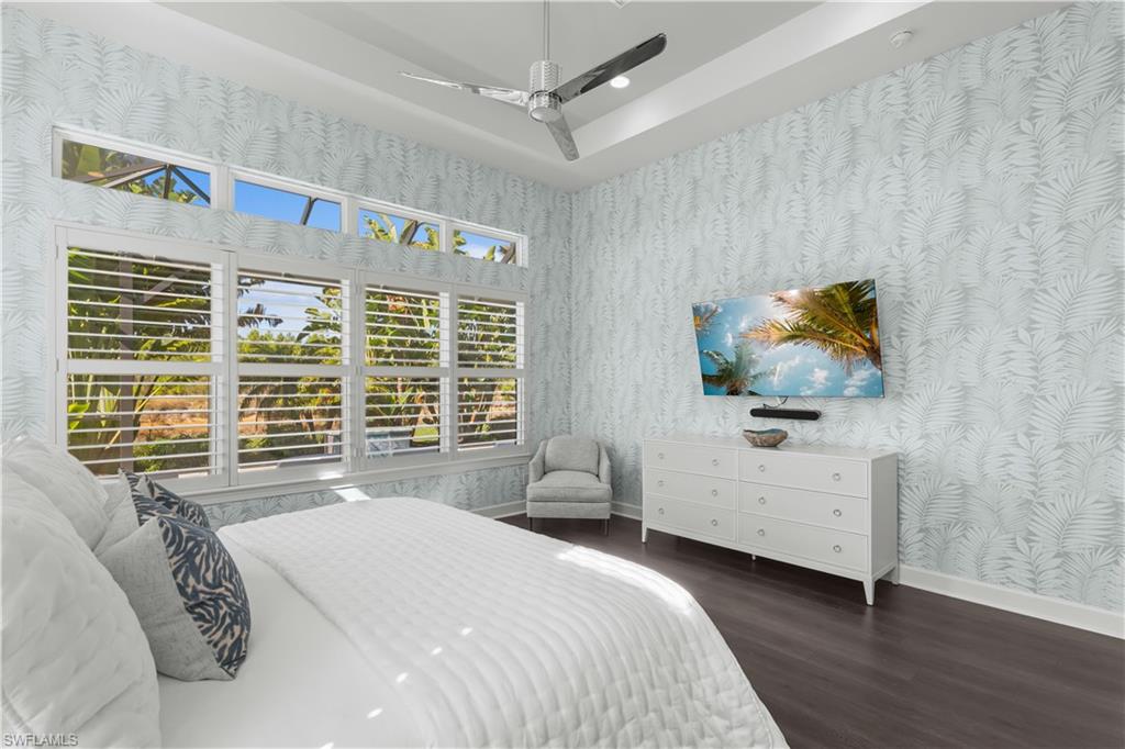 ESPLANADE - Residential