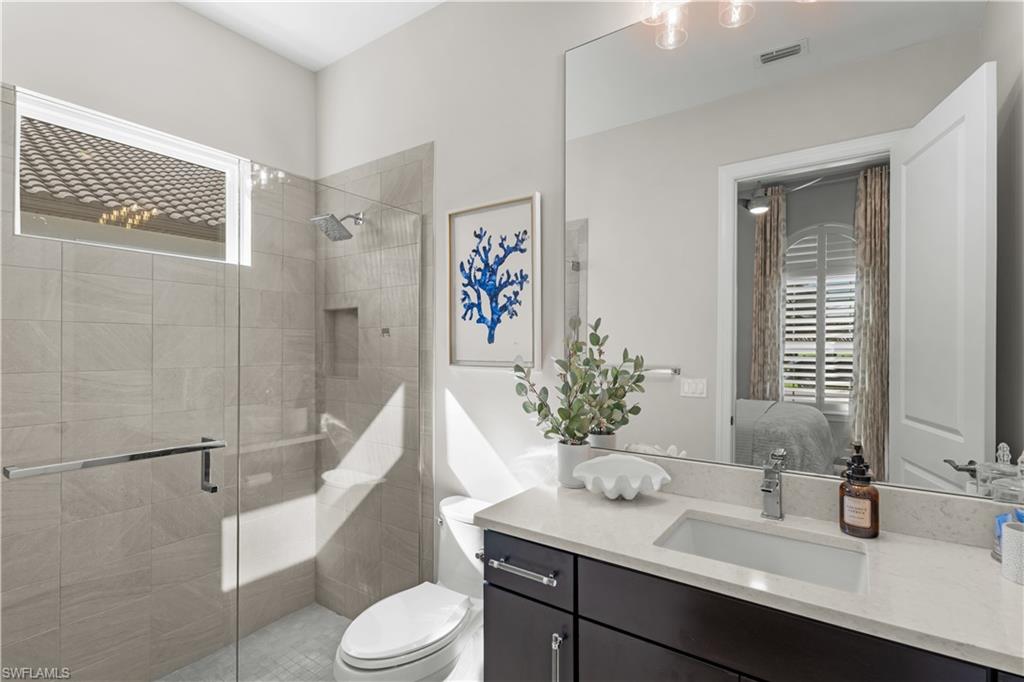 ESPLANADE - Residential