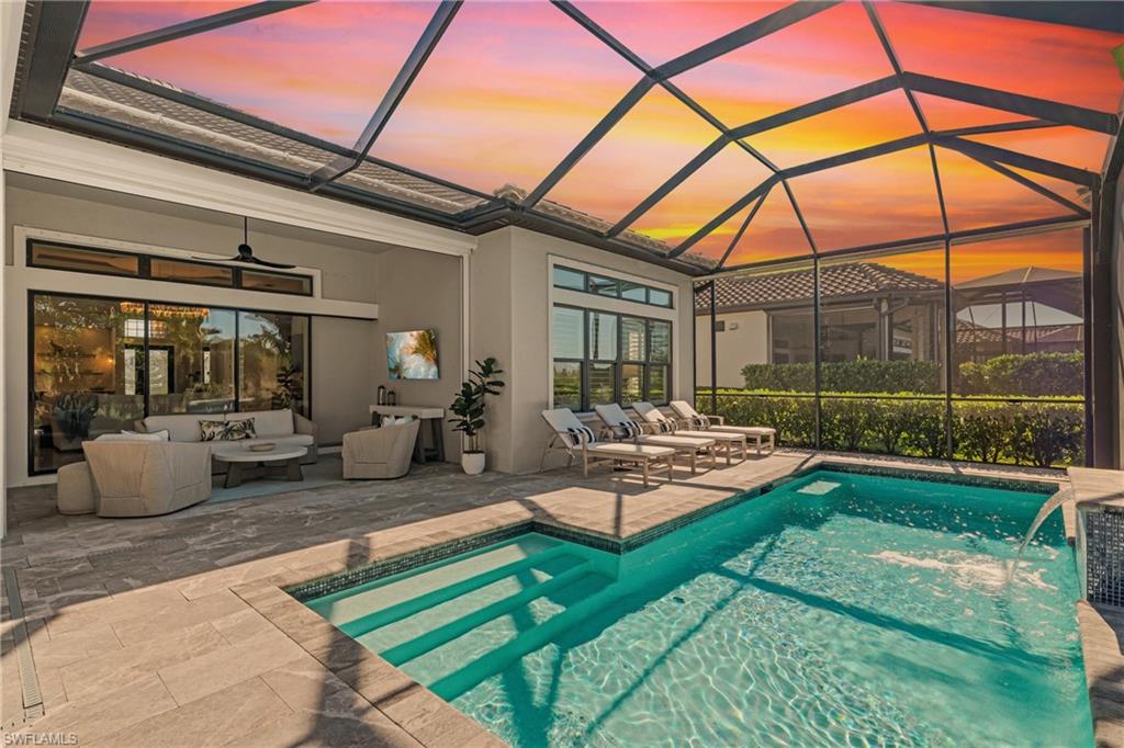 ESPLANADE - Residential