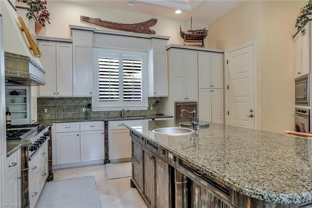 TARPON BAY AT CAPTIVA - Residential