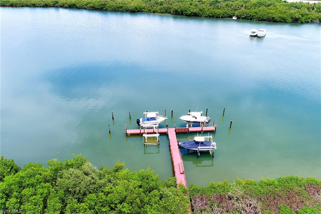 TARPON BAY AT CAPTIVA - Residential