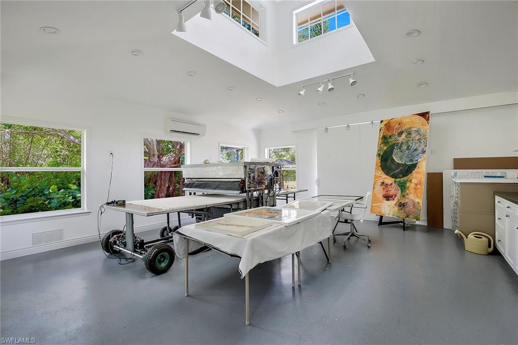 TARPON BAY AT CAPTIVA - Residential