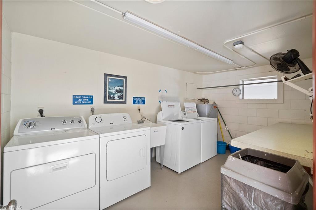 SEVEN LAKES - Residential Lease