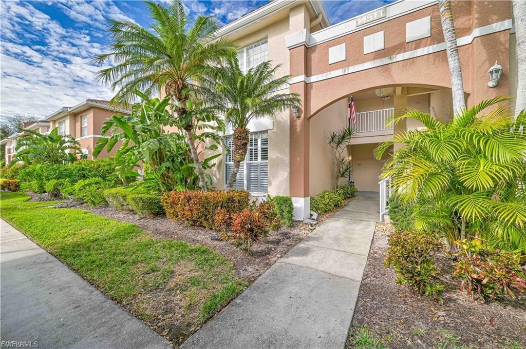 WILLOWBROOK - Residential