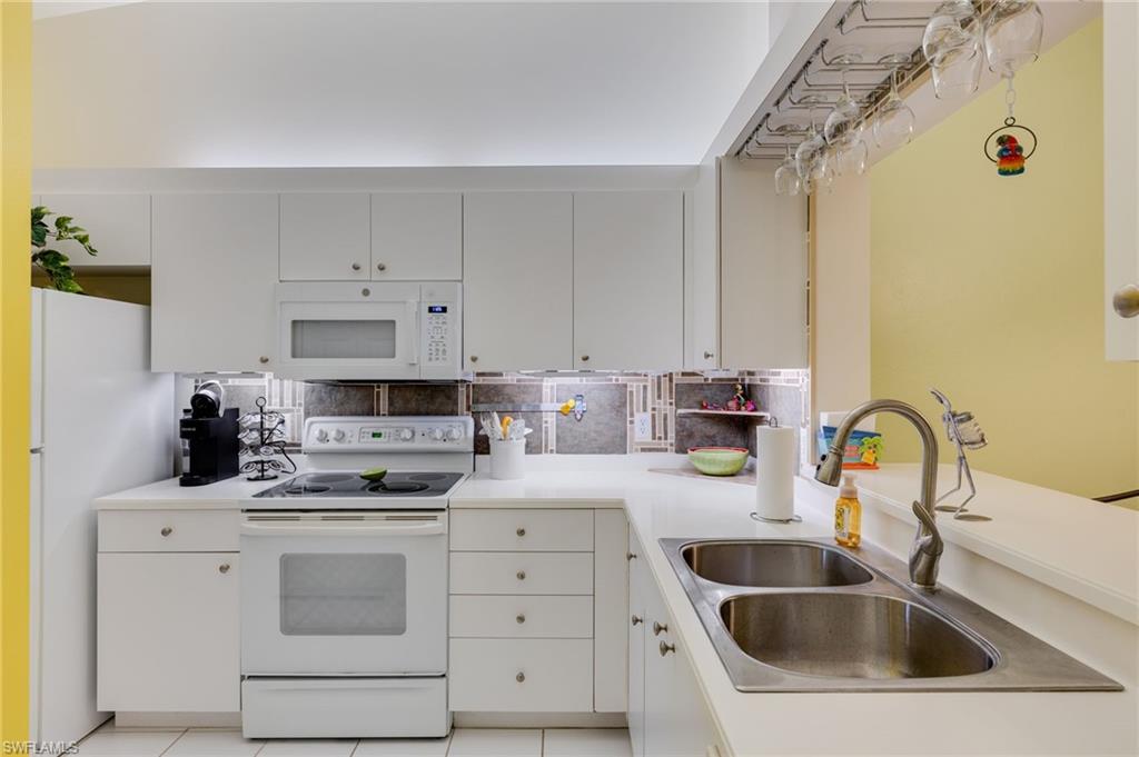 WILLOWBROOK - Residential