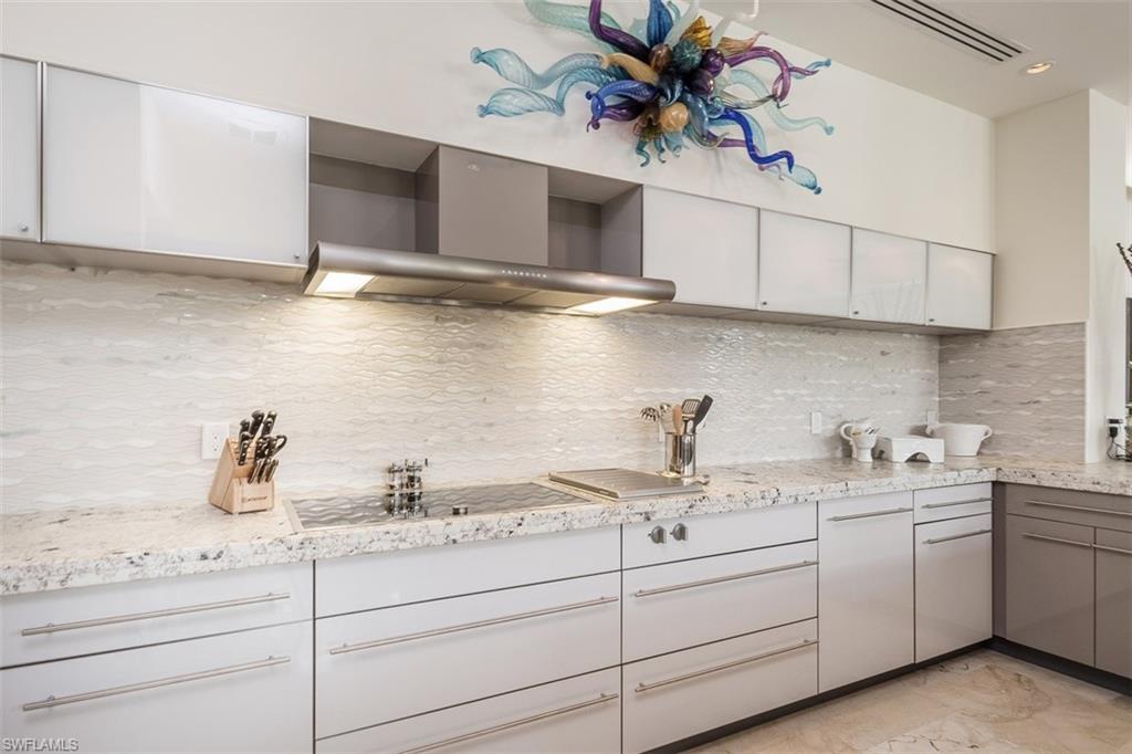 ROYAL HARBOR - Residential