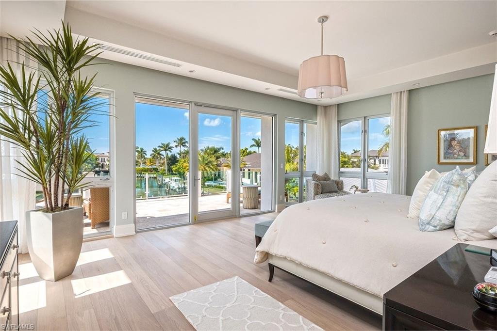 ROYAL HARBOR - Residential