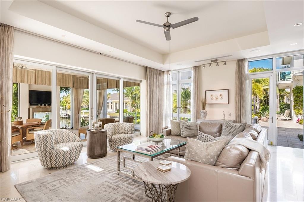 ROYAL HARBOR - Residential