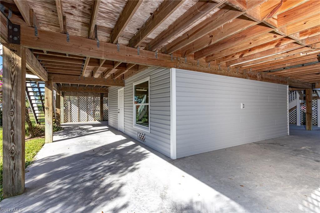 METES AND BOUNDS - Residential