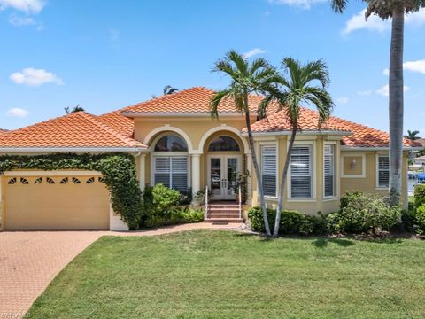 A home in MARCO ISLAND