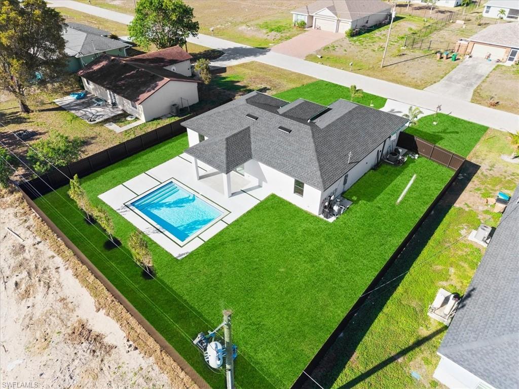 CAPE CORAL - Residential