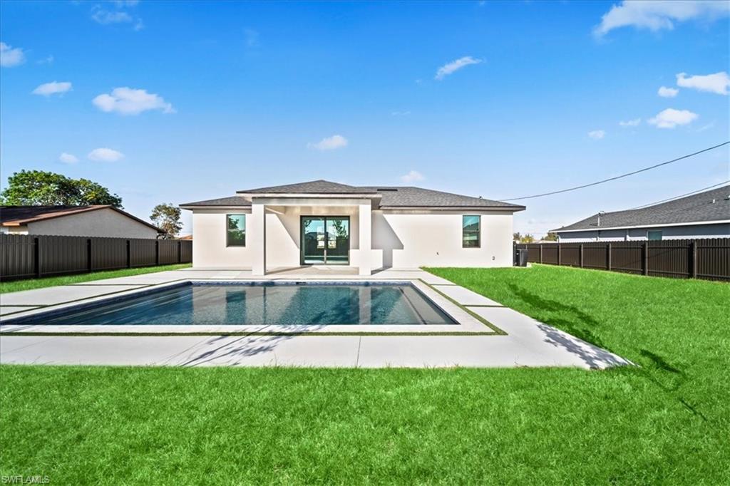 CAPE CORAL - Residential