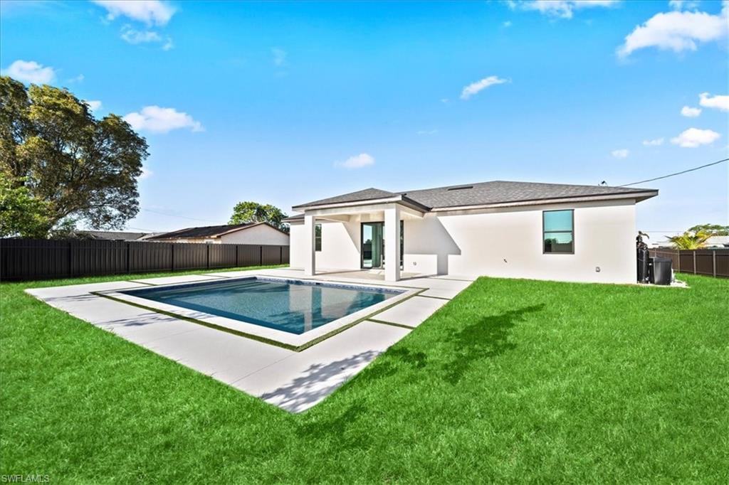 CAPE CORAL - Residential