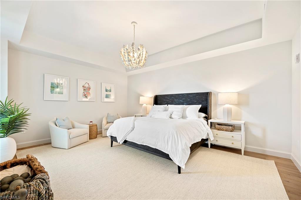 ELEVEN ELEVEN CENTRAL - Residential