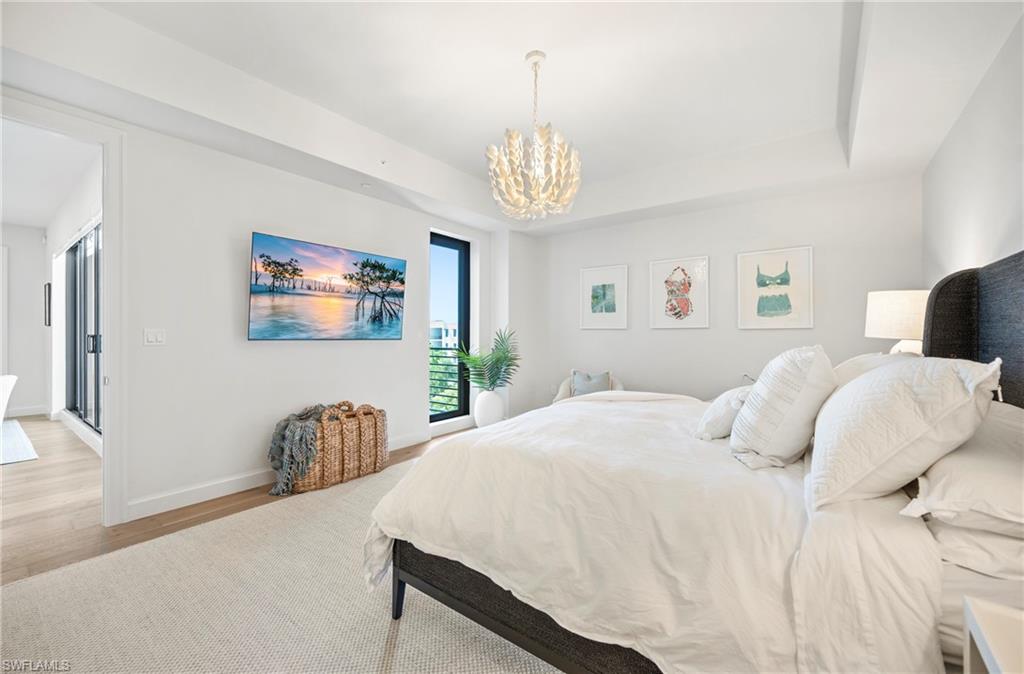 ELEVEN ELEVEN CENTRAL - Residential