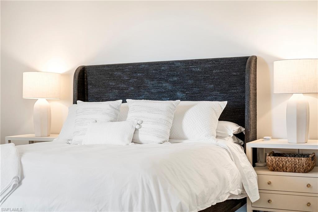 ELEVEN ELEVEN CENTRAL - Residential