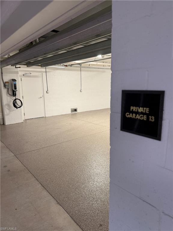 ELEVEN ELEVEN CENTRAL - Residential