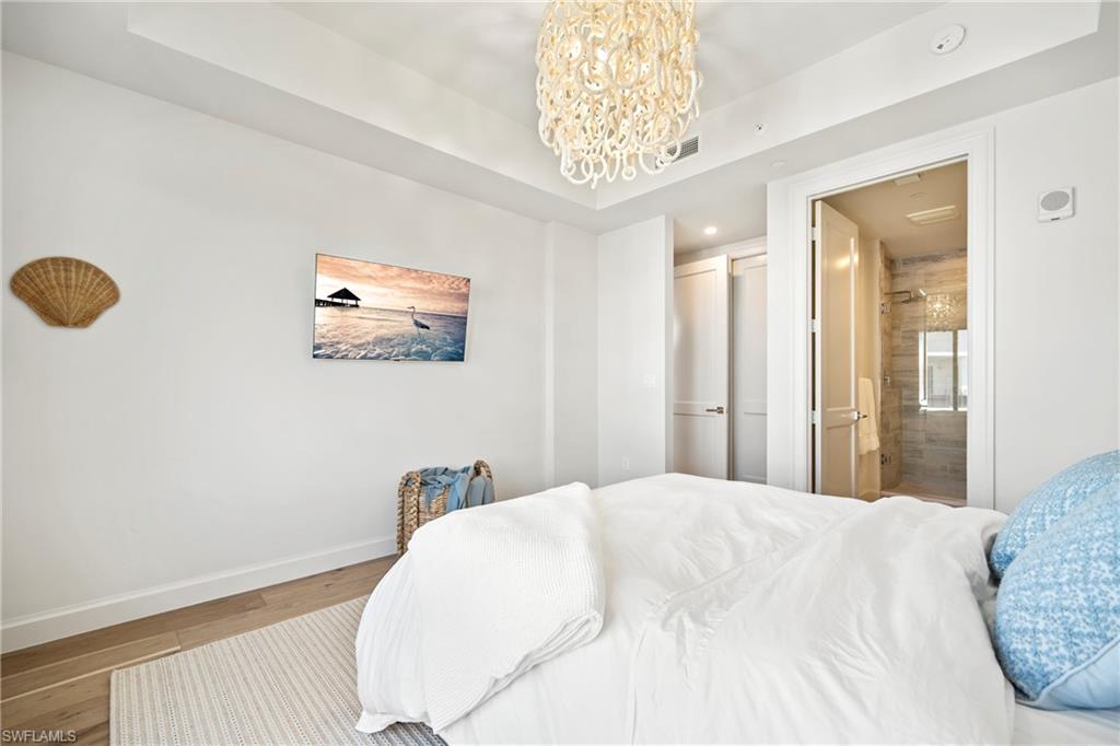 ELEVEN ELEVEN CENTRAL - Residential