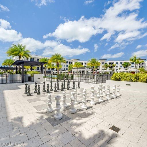 ELEVEN ELEVEN CENTRAL - Residential