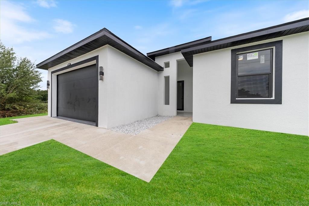 LEHIGH ACRES - Residential