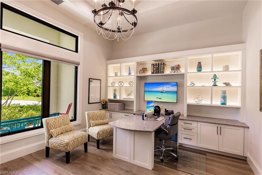 PINE RIDGE - Residential