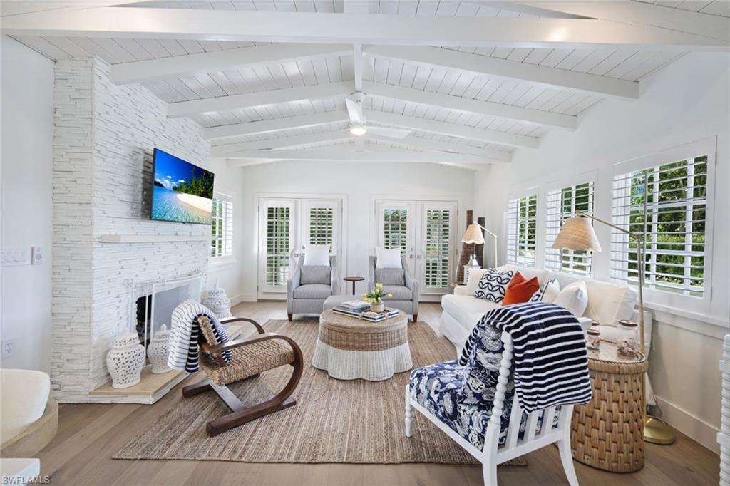 OLDE NAPLES - Residential Lease