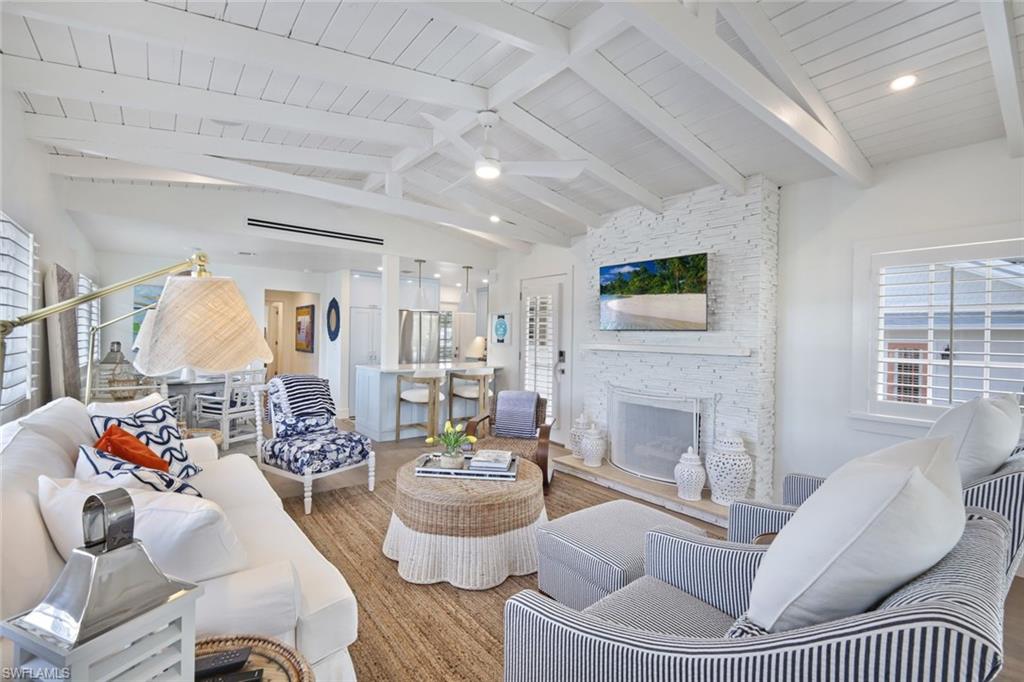 OLDE NAPLES - Residential Lease