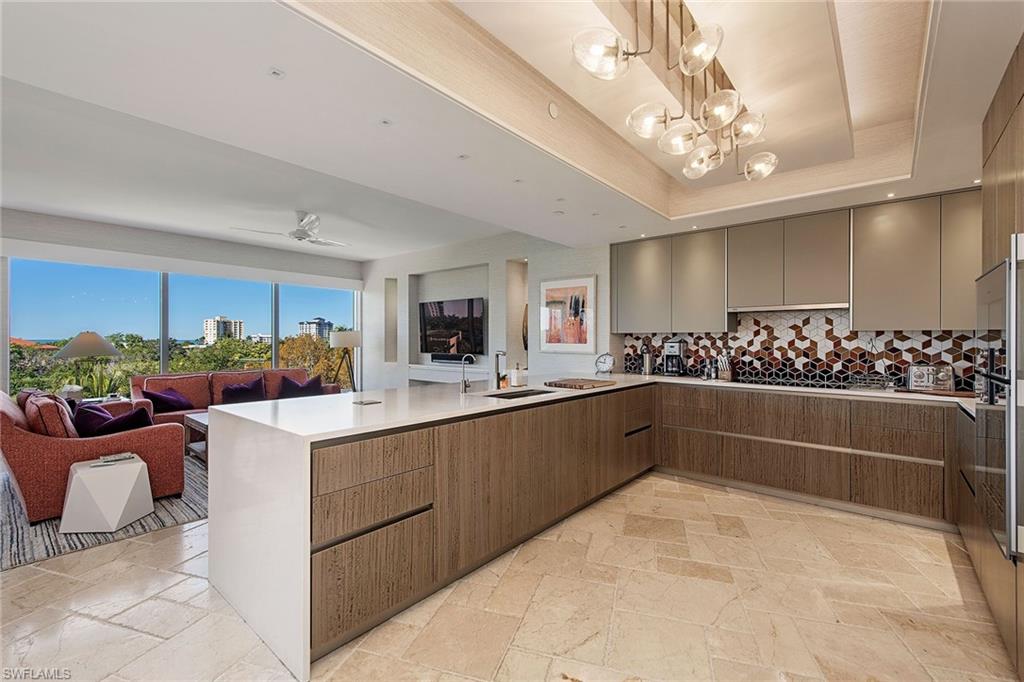 TRIESTE AT BAY COLONY - Residential