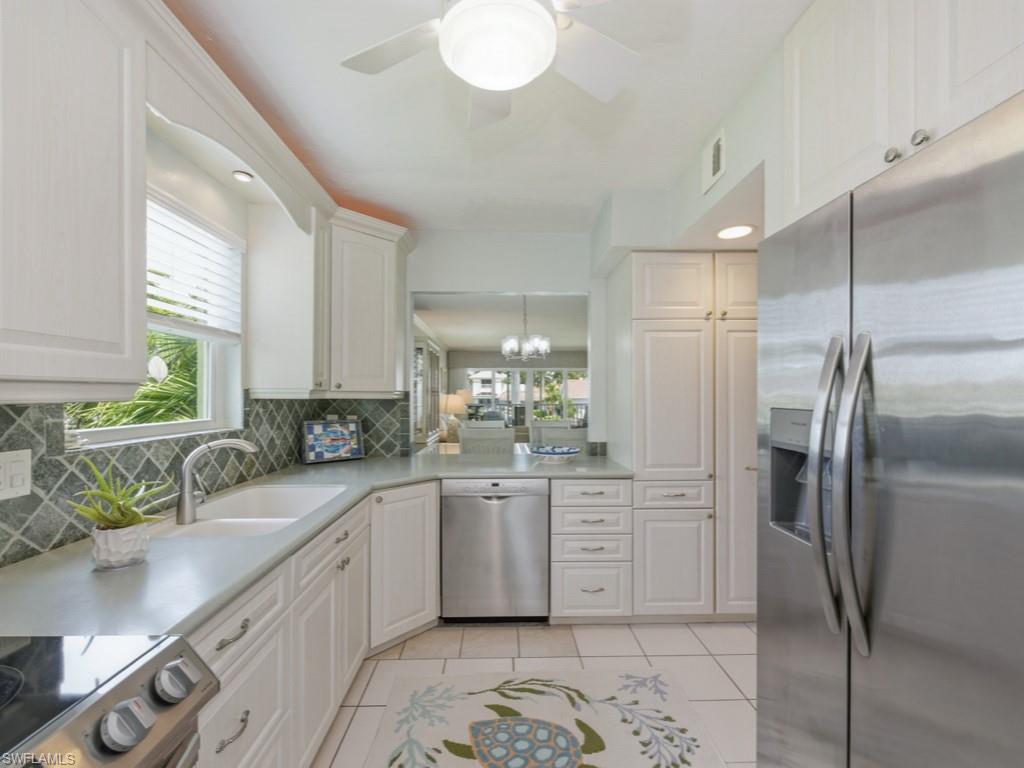 860 Panama CT 206