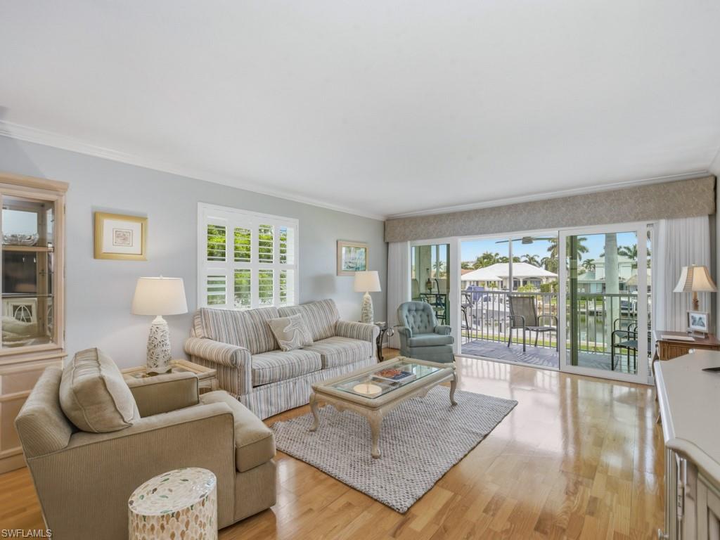 860 Panama CT 206