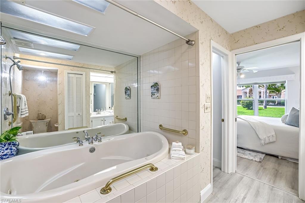 KINGWOOD GARDEN - Residential