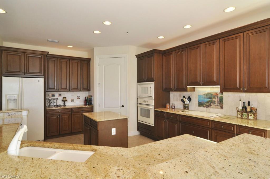 SANDALWOOD - Residential