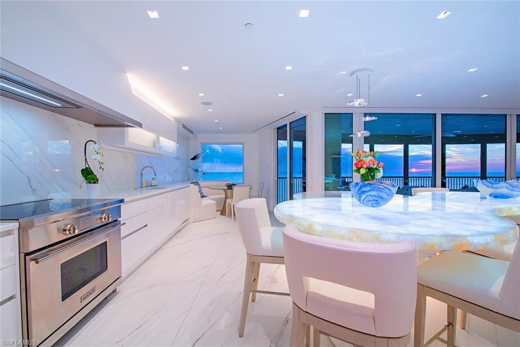 REMINGTON AT BAY COLONY - Residential